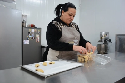 Rawan Sweets , a project that sees light because of her strength